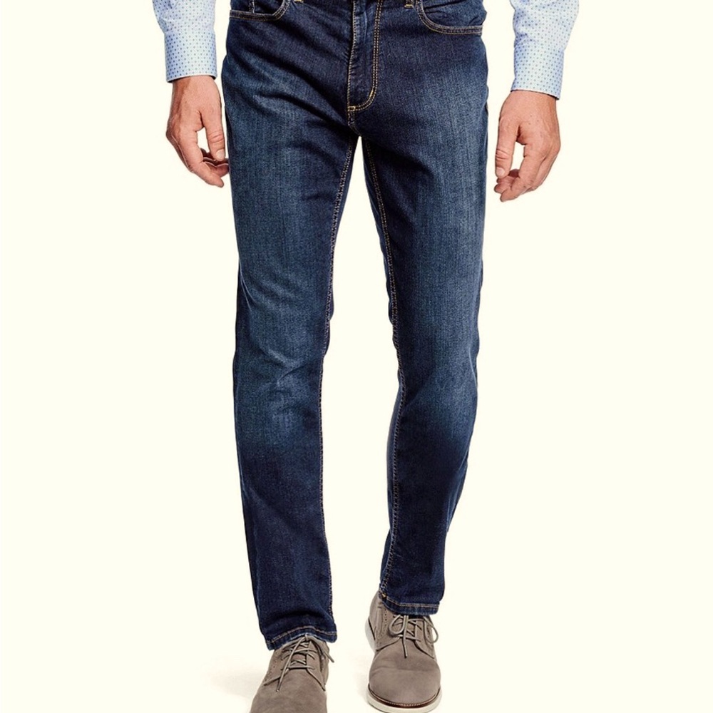 Men's Johnston & Murphy Regular Fit Jeans w/stretch; Tapered Leg; 34w x 32l